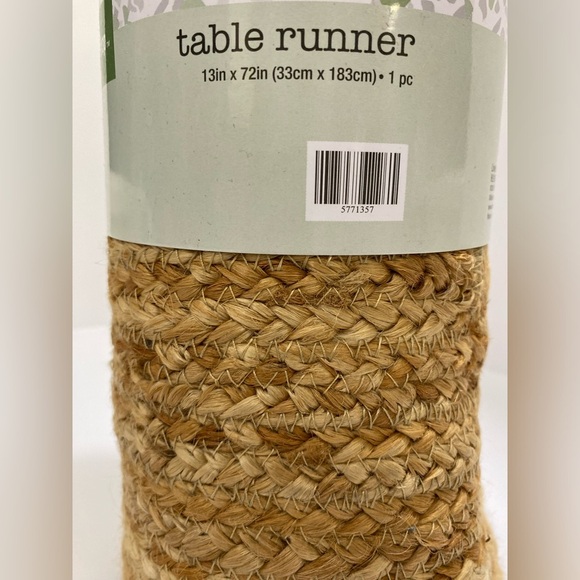 HOBBY LOBBY 🚨 TABLE RUNNER 🚨 NEW✅ 13in X 72in - Picture 8 of 8